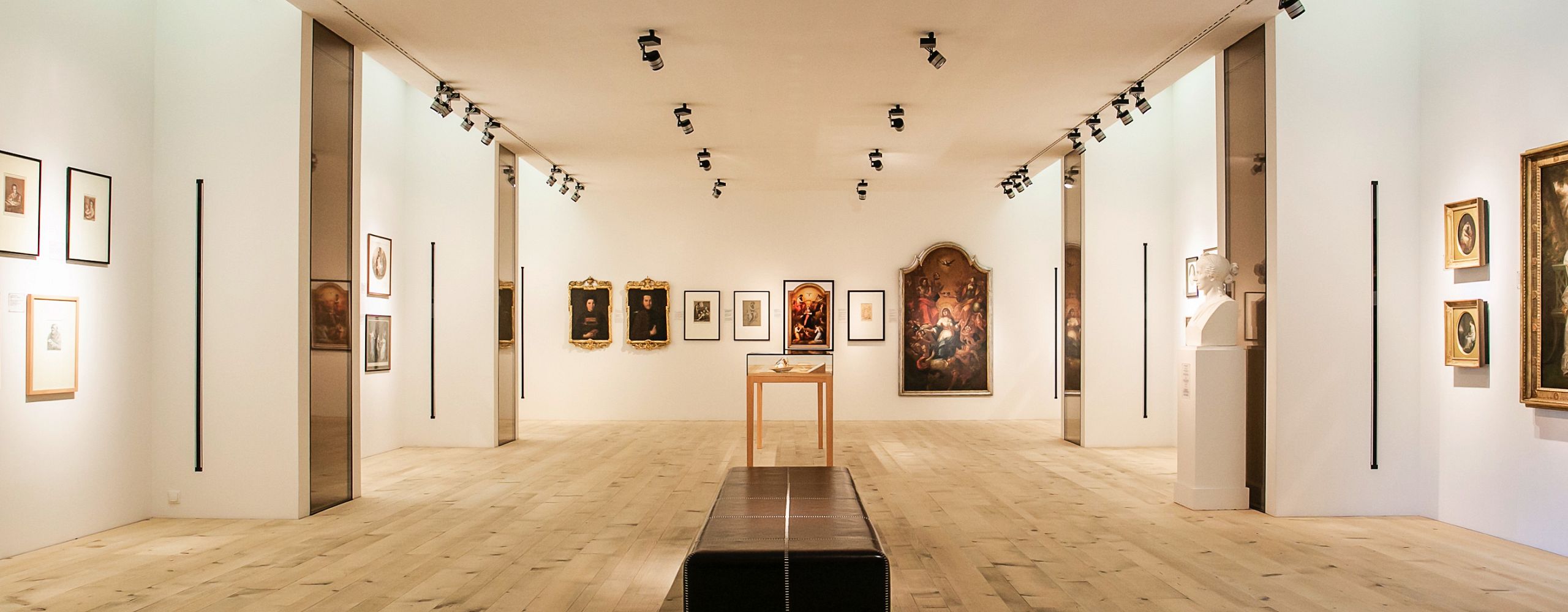 moderner-ausstellungsraum-angelika-kauffmann-museum-2