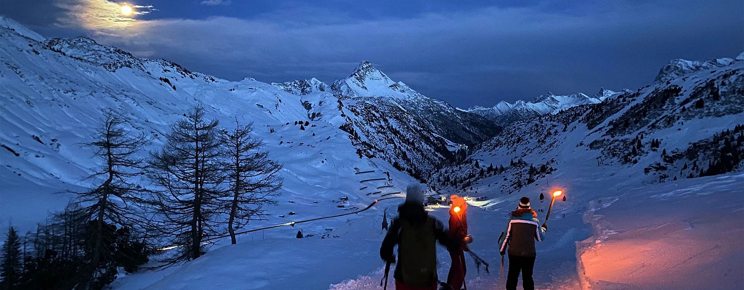 schneeschuwanderung-mit-fackeln-simmel-warth-am-arlberg8