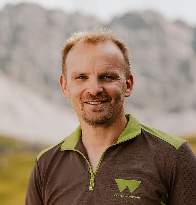 Best-Alpine-Wanderhotel-Wanderführer-Marcel