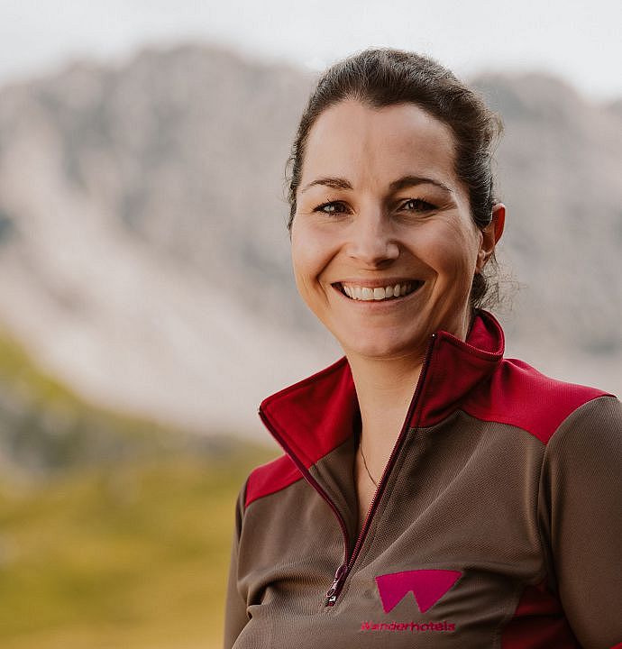 Best-Alpine-Wanderhotel-Wanderführer-Brigitte