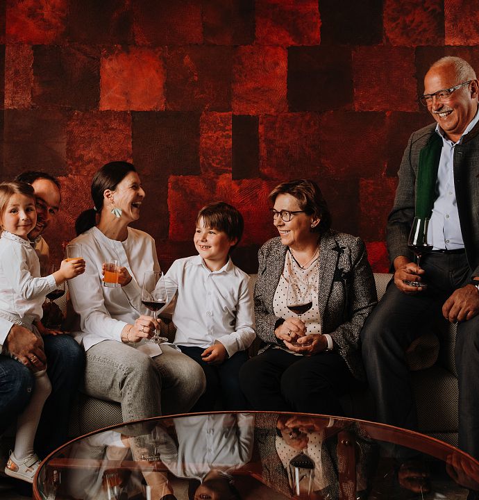 Familie_Jaeger_Jaegeralpe_Warth_Familienbetrieb.jpg