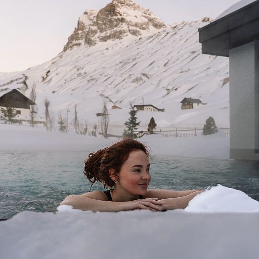 wasserwelt_jaegeralpe_skihotel_warth_am_arlberg_sportbecken2