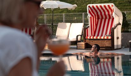 hotel_jaegeralpe_aussenpool_spa_suite_warth_am_arlberg_11