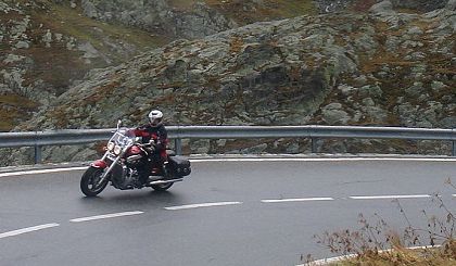 small-unvergessliche-motorradtouren-durch-die-alpen-hotel-jaegeralpe