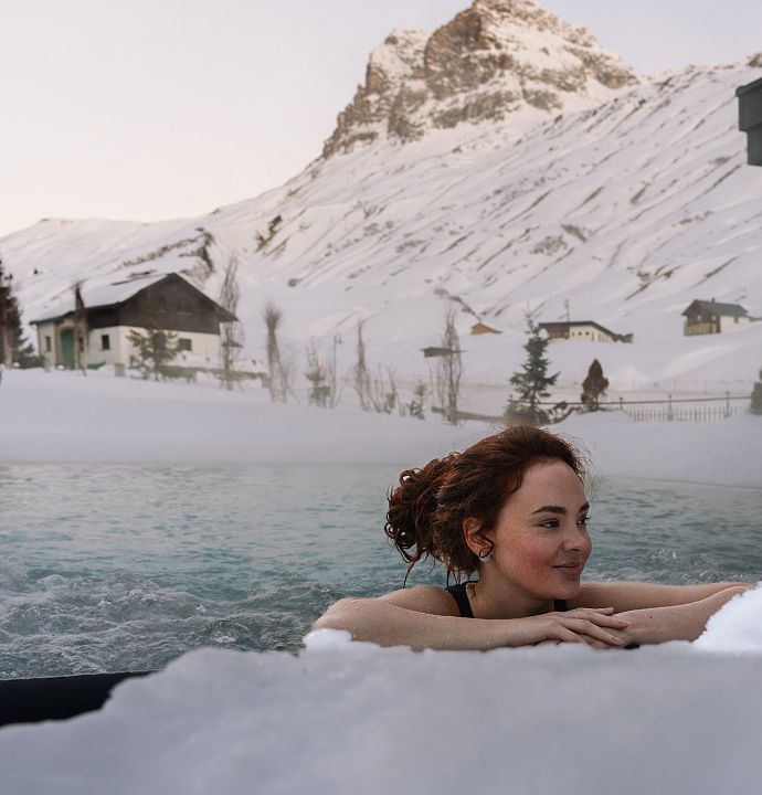 wasserwelt_jaegeralpe_skihotel_warth_am_arlberg_sportbecken2