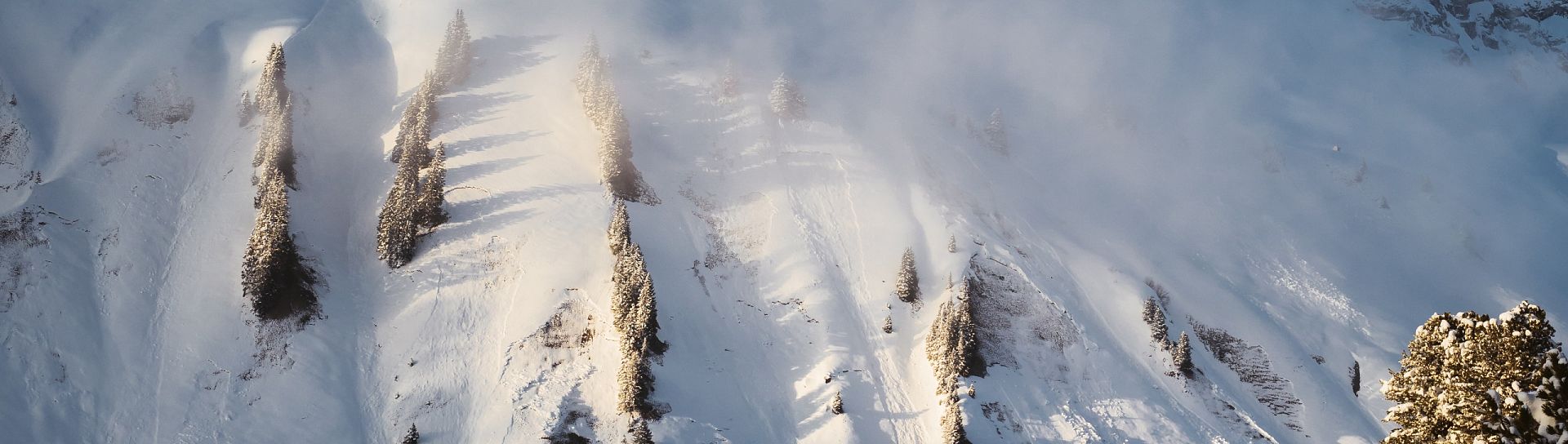 winterferien-am-arlberg-direkt-an-der-skipiste-im-hotel-jaegeralpe-9-3