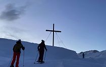 schneeschuwanderung-mit-fackeln-simmel-warth-am-arlberg1
