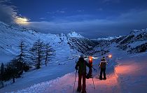 schneeschuwanderung-mit-fackeln-simmel-warth-am-arlberg8