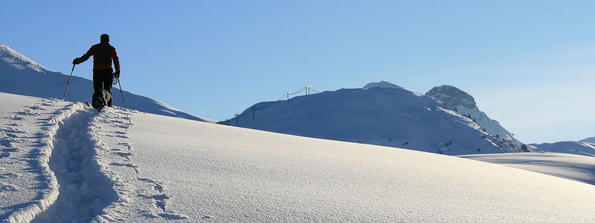 schneeschuhwanderung-in-warth-am-arlberg-nahe-dem-hotel-jaegeralpe