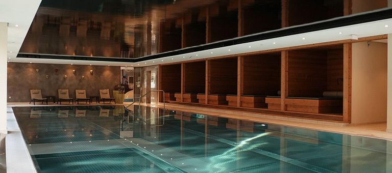 bergsommer_jaegeralpe_aussenpool_spasuite_14