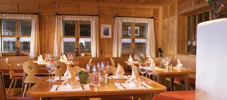 Geniessen in der Jägerstube im Hotel Jägeralpe