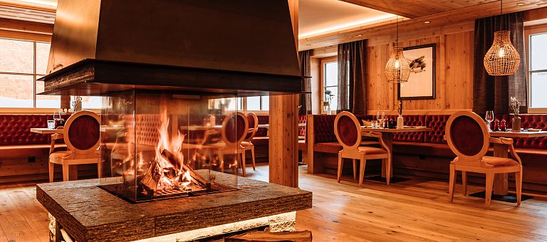 kaminrestaurant_skihotel_warth_am_arlberg_genusswirt_jaegeralpe1