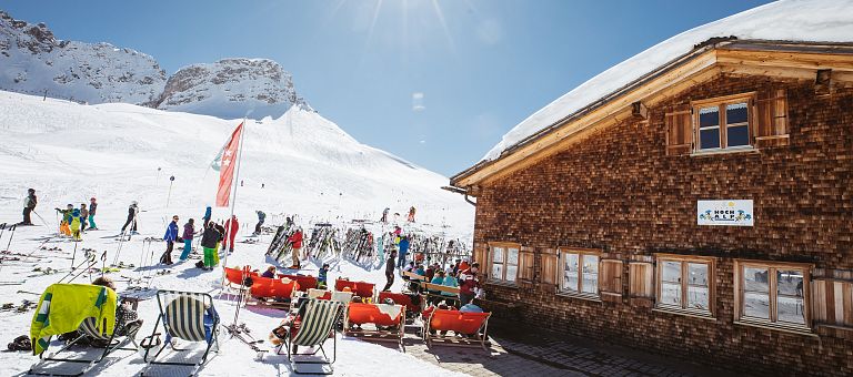 Winterferien am Arlberg direkt an der Skipiste im Hotel Jägeralpe