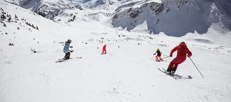 Winterferien am Arlberg direkt an der Skipiste im Hotel Jägeralpe