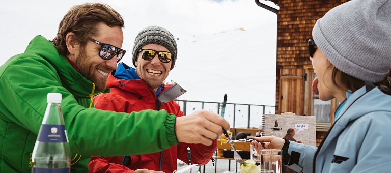 Winterferien am Arlberg direkt an der Skipiste im Hotel Jägeralpe