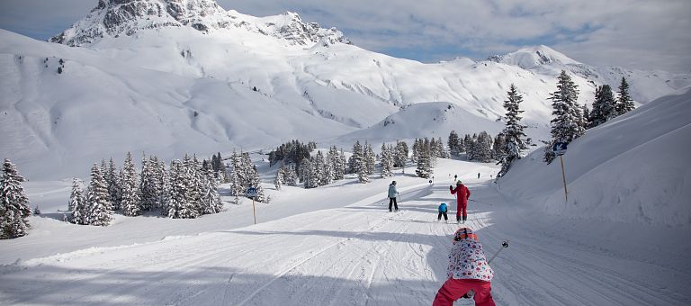 Winterferien am Arlberg direkt an der Skipiste im Hotel Jägeralpe